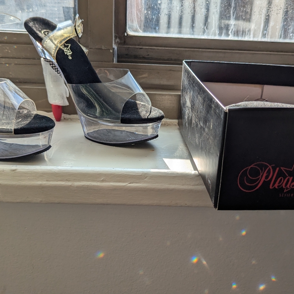 Pleaser ROU601/C/B Clear/Black US 7 Platform Lipstick Heels